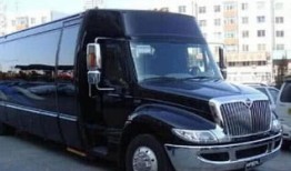 40万家用兼商务的汽车（40万商务用车哪个好）